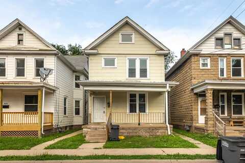 2406 White, Dubuque, IA 52001