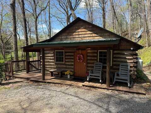 134 Gibson Cove Rd, Franklin, NC 28734