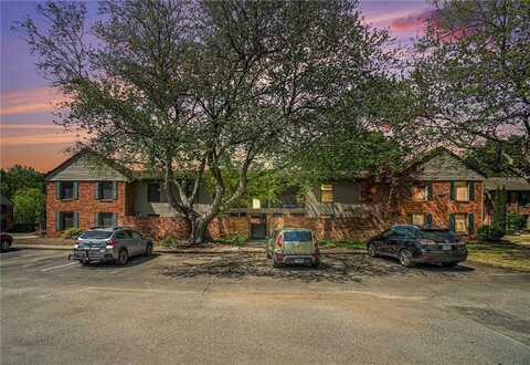 3105 Colonial Way, Atlanta, GA 30341