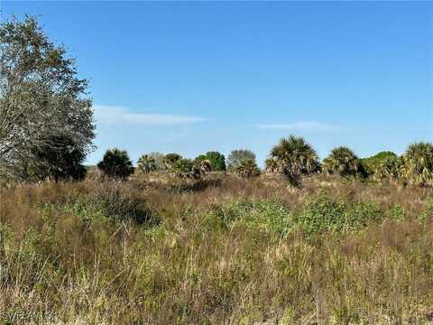 2nd Road, Labelle, FL 33935