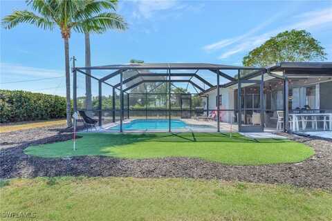 928 SE 30th Lane, Cape Coral, FL 33904