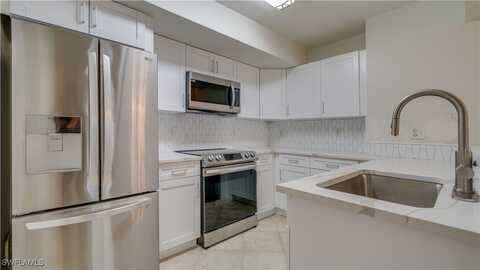 4127 Residence Drive, Fort Myers, FL 33901