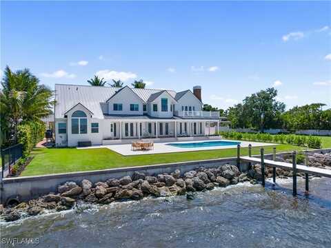 8451 Casa Del Rio Lane, Fort Myers, FL 33919