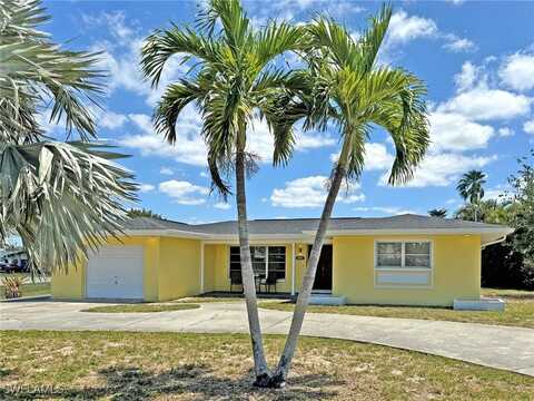 5201 Pocatella Court, Cape Coral, FL 33904