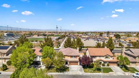 3233 W Ave K1, Lancaster, CA 93536
