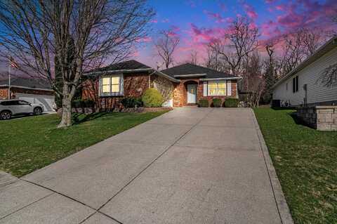 1110 Stillwater Parkway, Crown Point, IN 46307