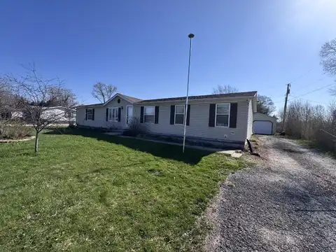 10577 N 291 E, DeMotte, IN 46310