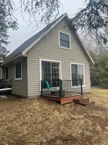 4833 PIKE BAY RD, Eagle River, WI 54521