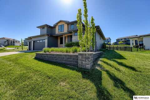 7267 N 172nd Street, Bennington, NE 68007