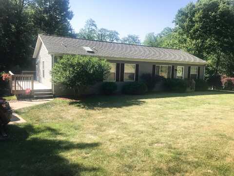 10441 Cranberry Lake Road, Marcellus, MI 49067