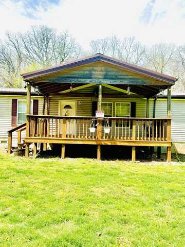 175 Pacific Drive, Crane, MO 65633