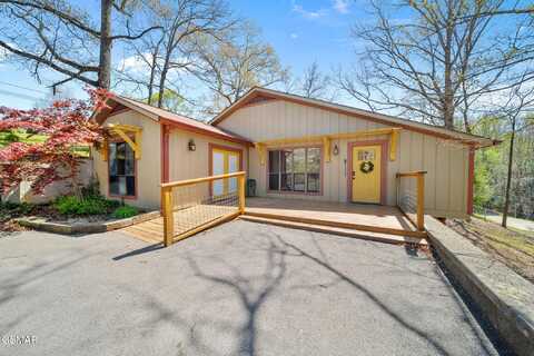 1634 Spruce Dr, Sevierville, TN 37876