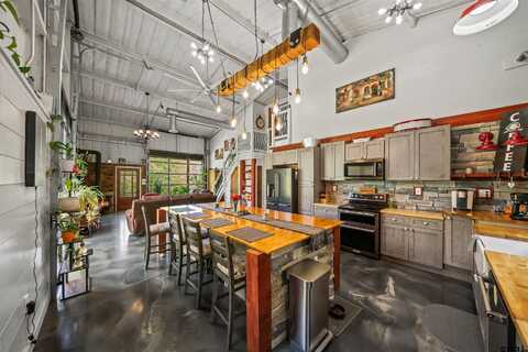 13391 County Road 4336, LaRue, TX 75770