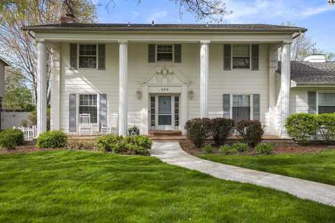 606 Adair Cir, Hutchinson, KS 67502