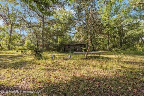 19460 McCloy Circle, Brooksville, FL 34601