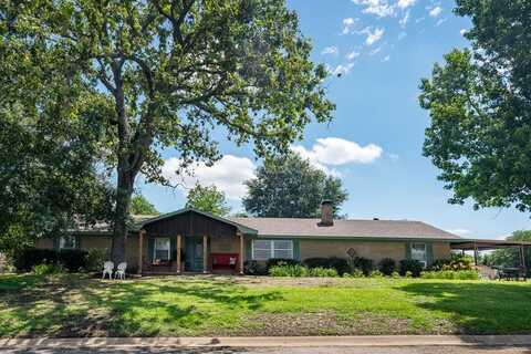 201 Colonial Cir, Athens, TX 75751
