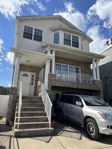 28 WEST 16TH ST, Bayonne, NJ 07002