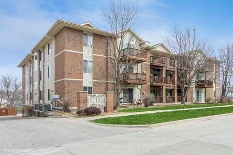 408 West Side Drive, IowaCity, IA 52246
