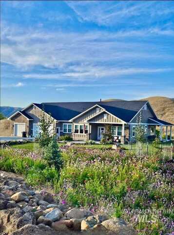 190 Porter Creek Rd, Horseshoe Bend, ID 83629