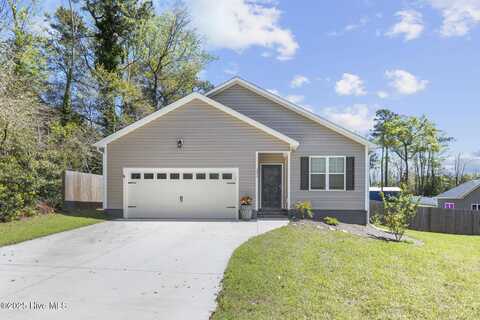 253 Morse Drive, Hubert, NC 28539