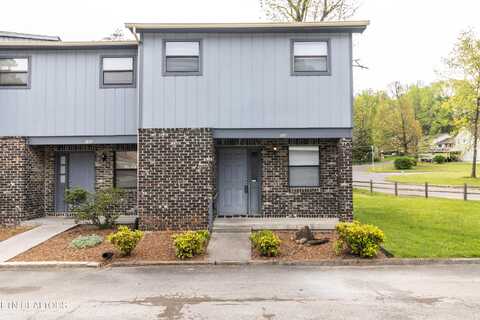 98 Hampshire Circle, Oak Ridge, TN 37830