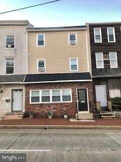 217 E MARKET, WEST CHESTER, PA 19382