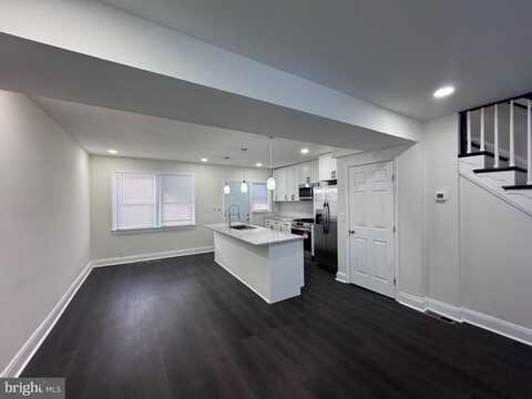 110 N MOUNT OLIVET LN, BALTIMORE, MD 21229