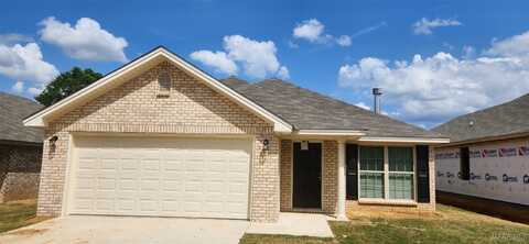142 Colonial Plaza Street, Millbrook, AL 36054