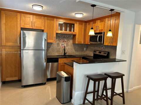 2862 NE 32nd St, Fort Lauderdale, FL 33306