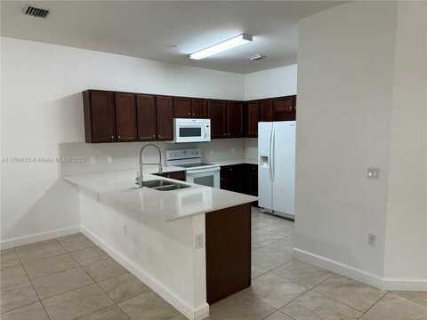 290 NW 109th Ave, Miami, FL 33172