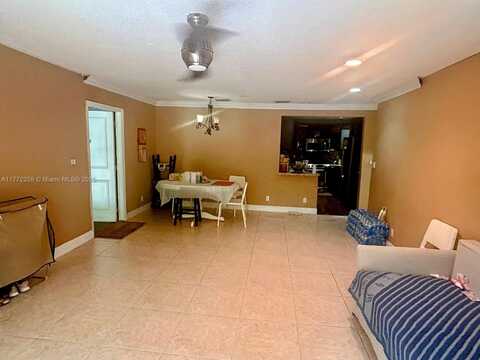 470 N Laurel Dr, Margate, FL 33063