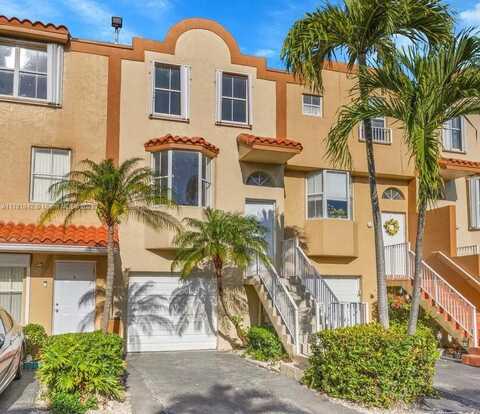 390 NW 86th Ct, Miami, FL 33126