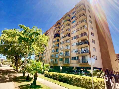 1470 NE 125th Ter, North Miami, FL 33161