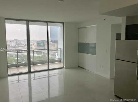 90 SW 3rd St, Miami, FL 33130