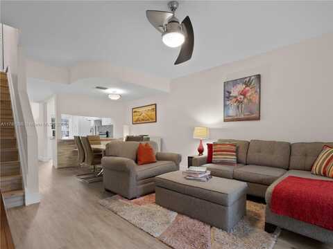 3313 Cabaret Ln, Margate, FL 33063