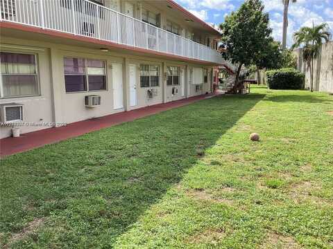 2917 Plunkett St, Hollywood, FL 33020