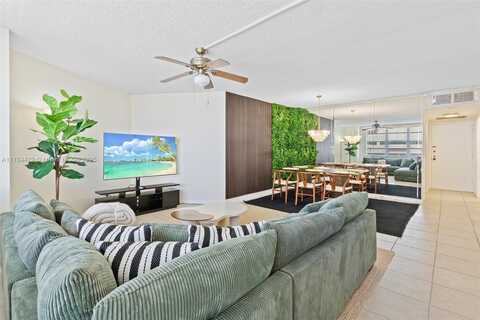 3725 S Ocean Dr, Hollywood, FL 33019