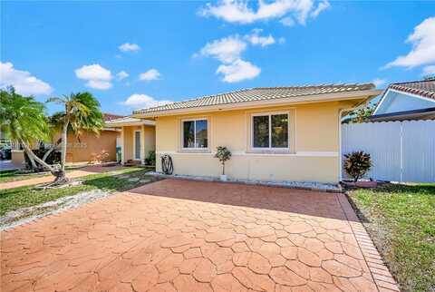 5911 SW 148th Pl, Miami, FL 33193