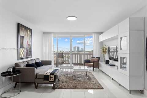 1000 W Island Blvd, Aventura, FL 33160