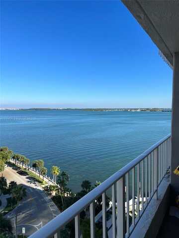 200 SE 15th Rd, Miami, FL 33129