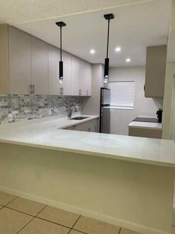 4111 Stirling Rd, Dania Beach, FL 33314