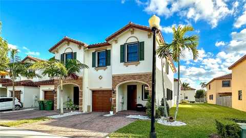 3384 SE 1st St, Homestead, FL 33033