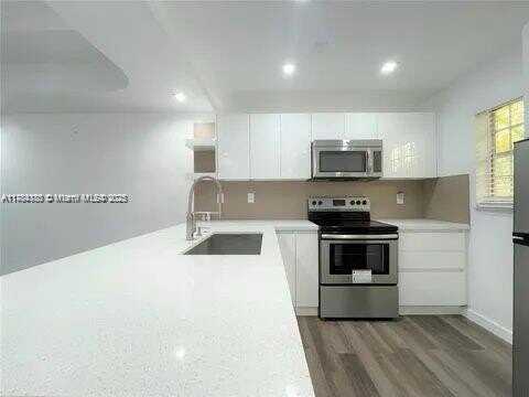 1245 Pennsylvania, Miami Beach, FL 33139