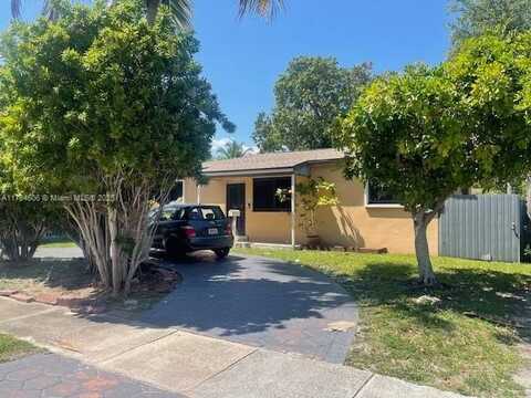 211 NE 170th St, North Miami Beach, FL 33162