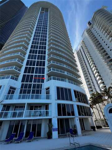 18671 Collins Ave, Sunny Isles Beach, FL 33160