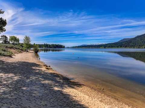 181 Margot Drive unit: 13, Donnelly, ID 83615