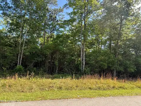 6328 Banyan Place, Diamondhead, MS 39525