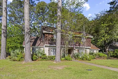 5345 Runnymede Road, Jackson, MS 39211