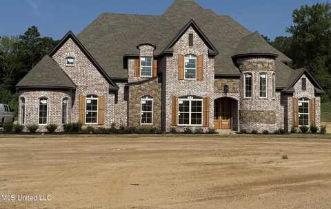 500 Poplar Lane, Holly Springs, MS 38635