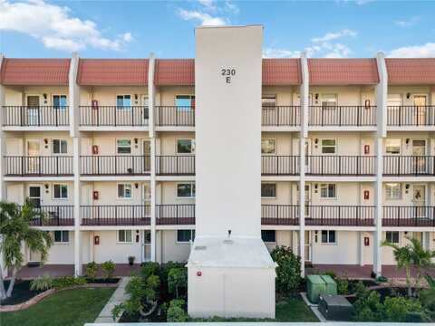 230 SANTA MARIA STREET, VENICE, FL 34285